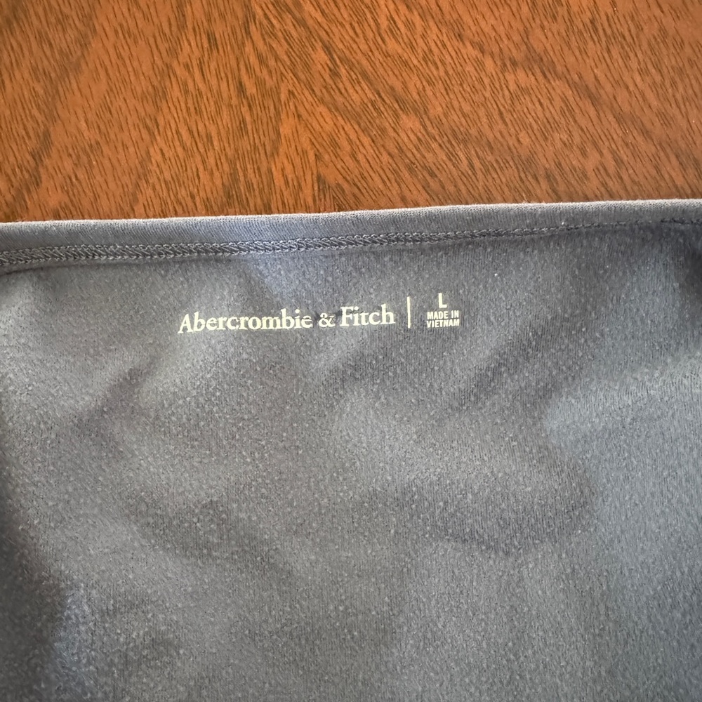 Abercrombie & Fitch Charcoal Halter Top - Picture 4 of 4